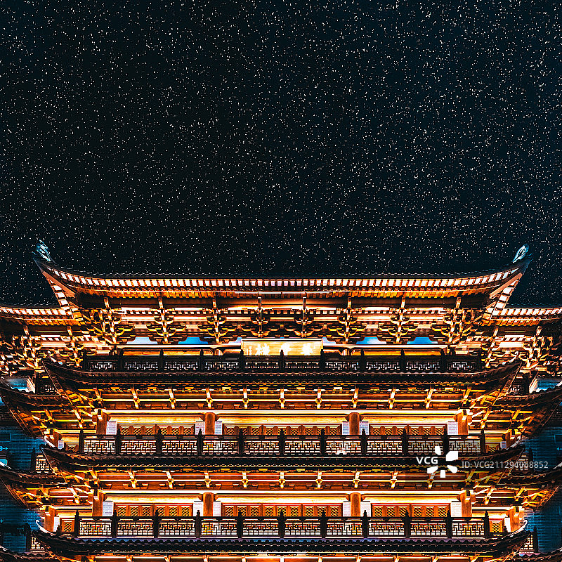 满天星的寺庙图片素材