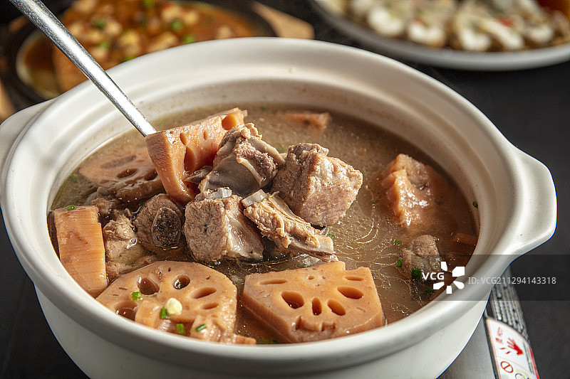 排骨藕汤图片素材