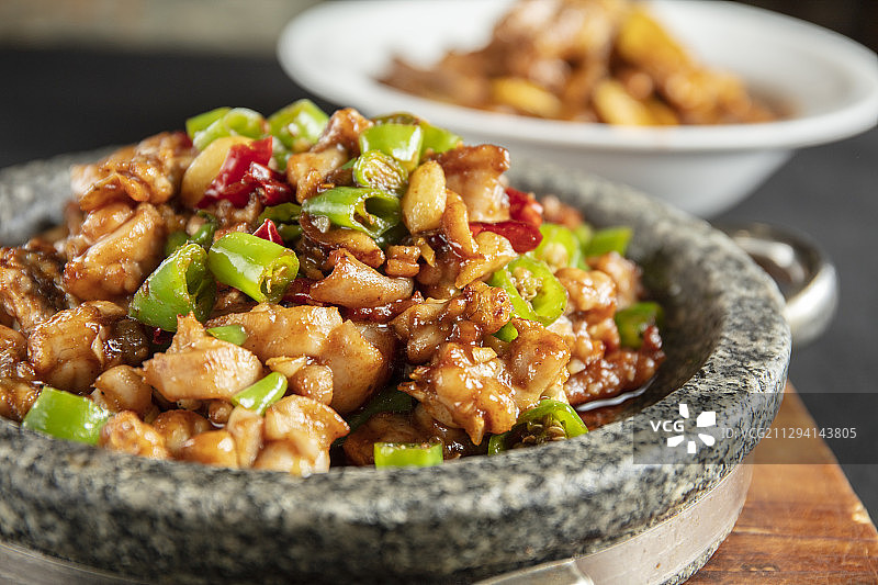 石锅牛蛙图片素材