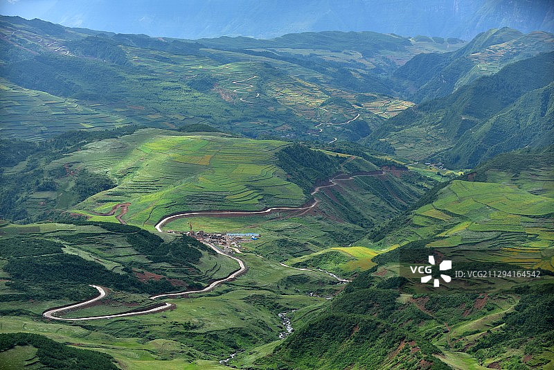 山路弯弯图片素材