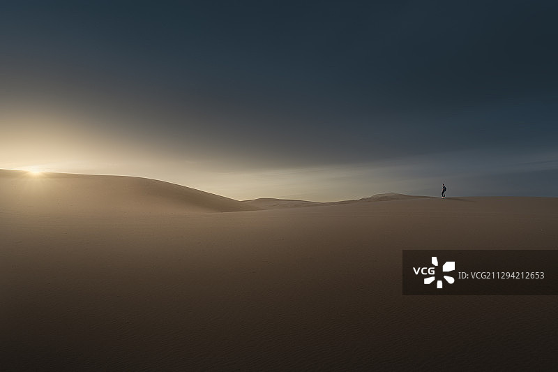 宁夏回族自治区中卫市沙坡头金沙海腾格里沙漠旅游风光图片素材