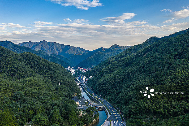 青山绿水图片素材