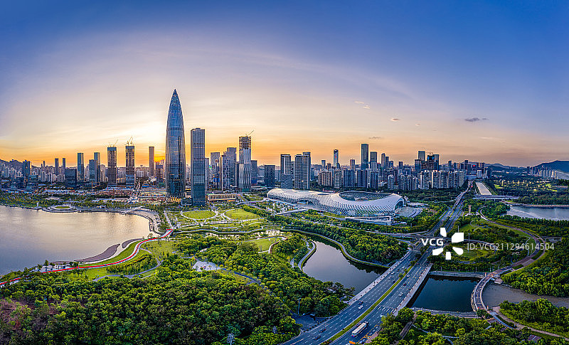 广东省深圳市南山区深圳湾人才公园黄昏风光图片素材