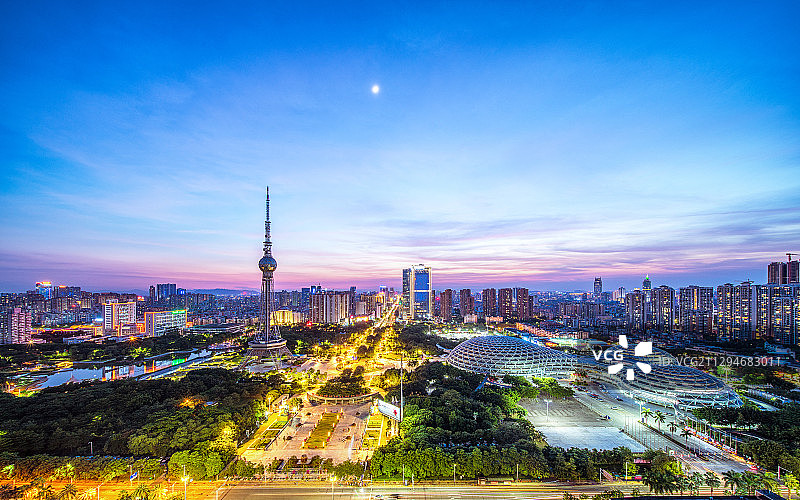 佛山电视塔-岭南明珠体育馆城市中轴线图片素材