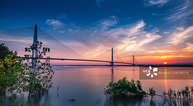 夕阳下的南京长江五桥景色图片素材