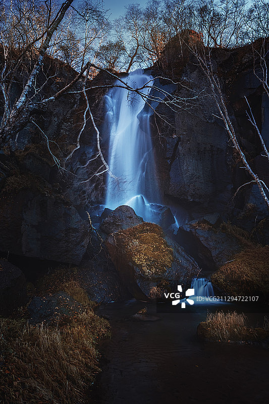 长白山绿渊潭瀑布图片素材