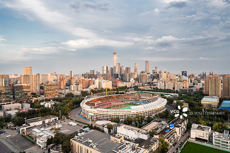 北京工人体育场与国贸CBD图片素材