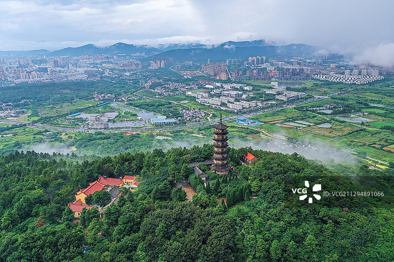 雨后飞云渡+安徽省合肥市巢湖市鼓山公园图片素材