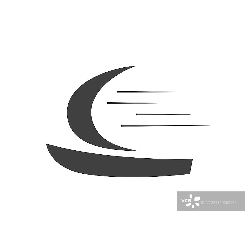 强风下扬帆的船只图片素材