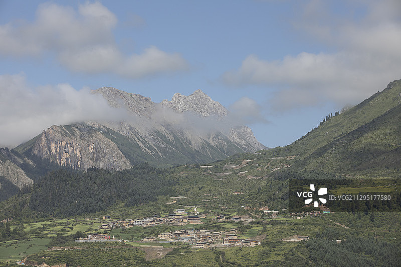 世外桃源 . 扎尕那图片素材