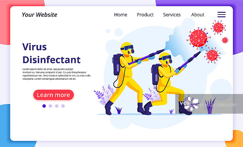 穿防护服的消毒人员正在喷洒消毒液图片素材