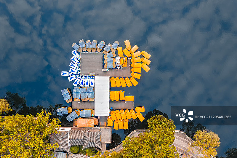 宁波月湖芙蓉舫游船码头图片素材