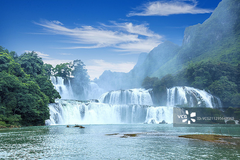 广西德天大瀑布图片素材