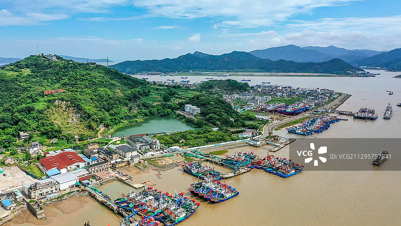 宁波象山石浦渔港，中国六大中心渔港之一图片素材