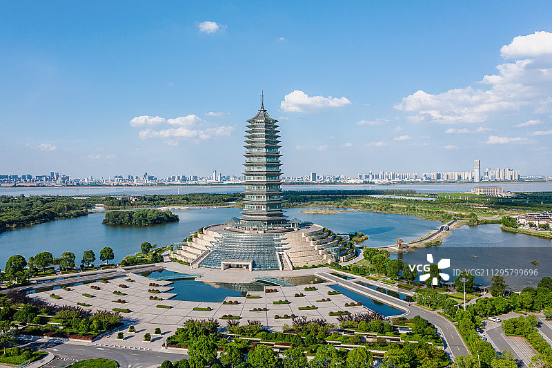 杭州城市天际线与地标塔建筑图片素材