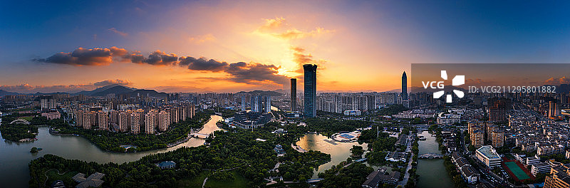 温州鹿城全景夕照图片素材