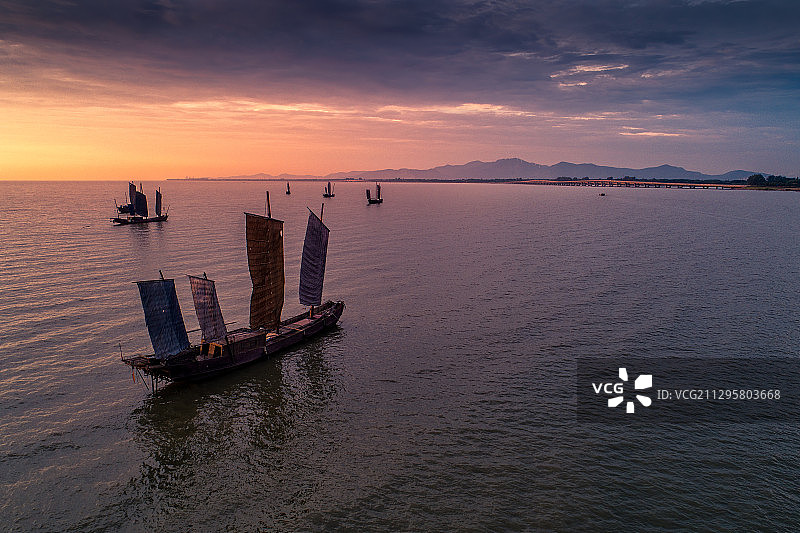 太湖晨光图片素材