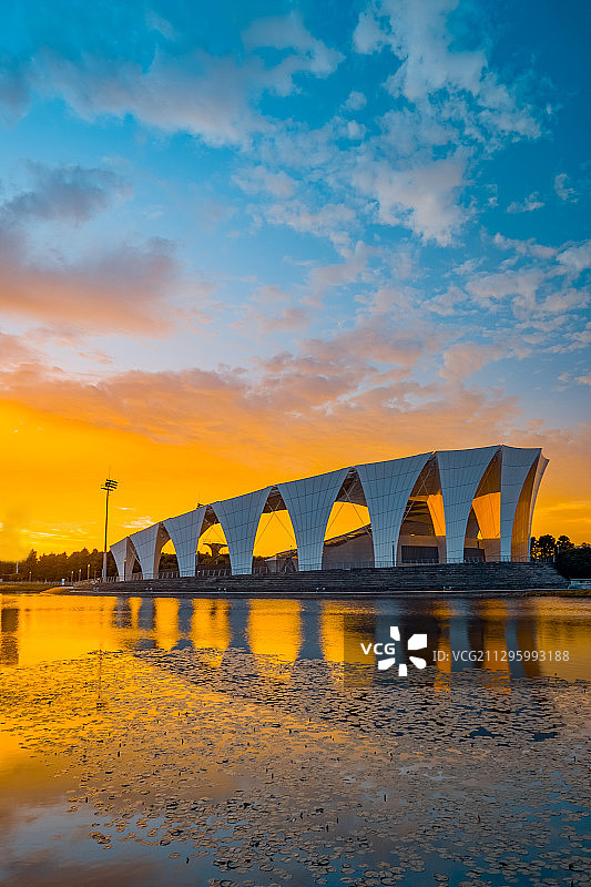 东方体育中心月亮湾图片素材