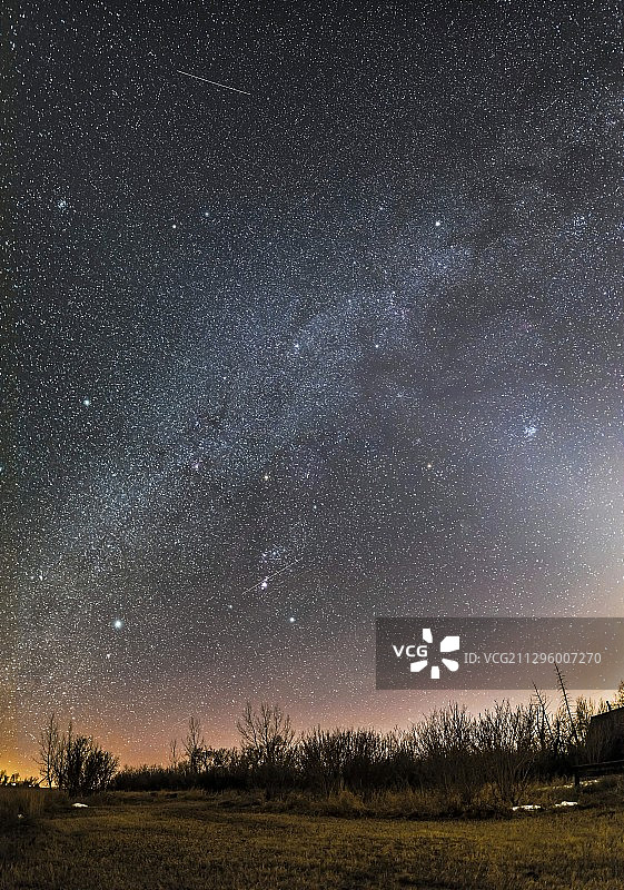 三月冬季天空全景图片素材