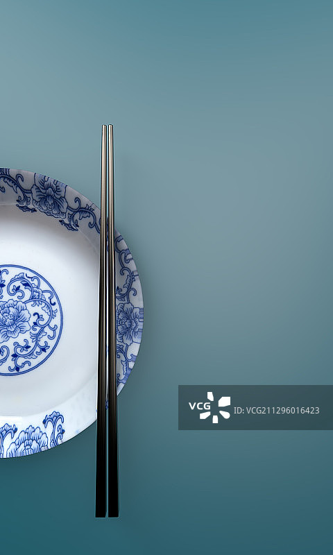 3d渲染的空盘子和筷子,c4d软件制图图片素材