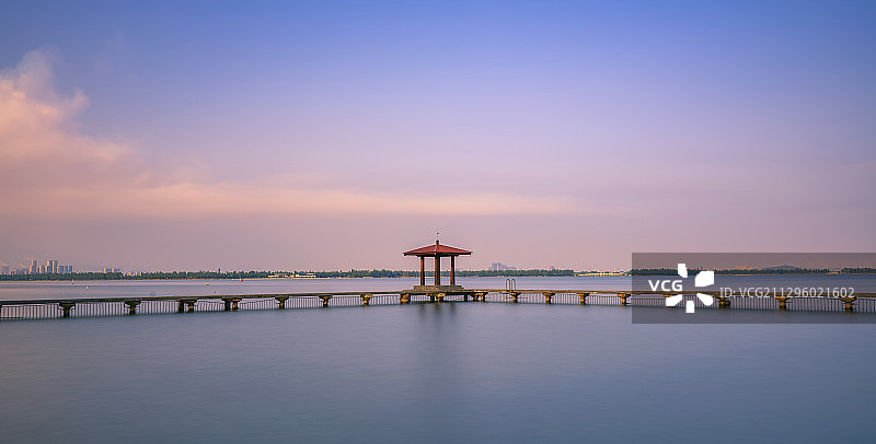 东湖听涛图片素材