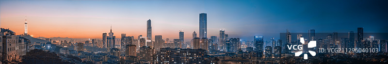 大连城市日转夜全景图图片素材