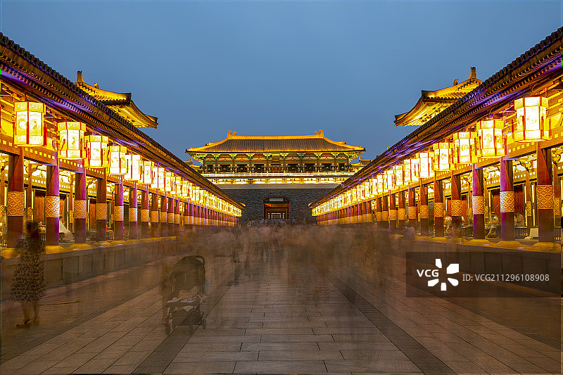 襄阳唐城景区夜游夜景图片素材