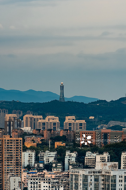 城市气象塔图片素材