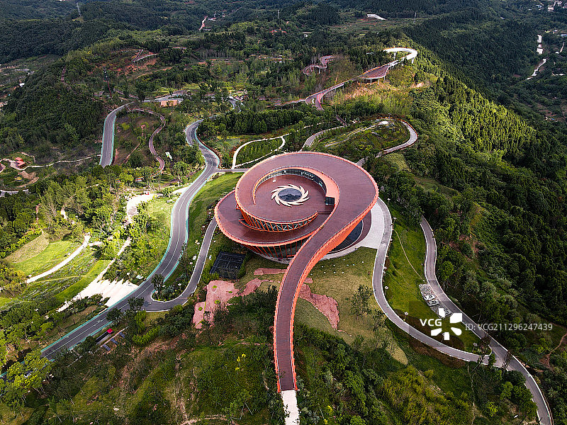 龙泉山城市森林公园-城市之眼图片素材