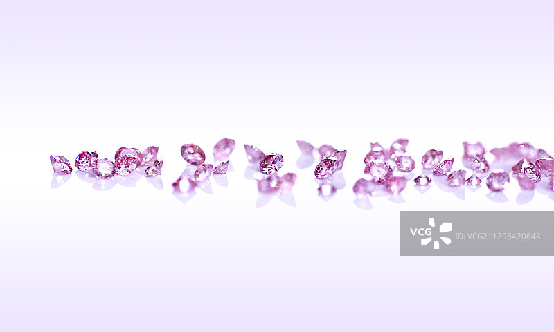 粉色钻石图片素材