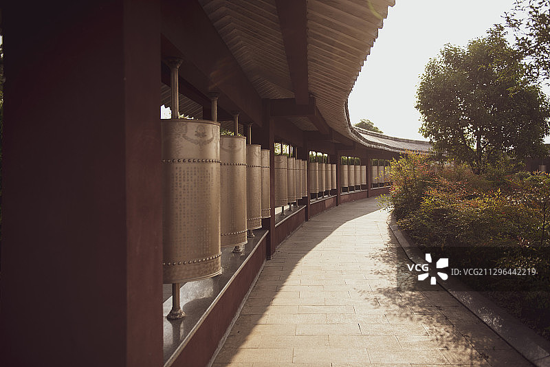 江苏省徐州市邳州艾山转经筒图片素材