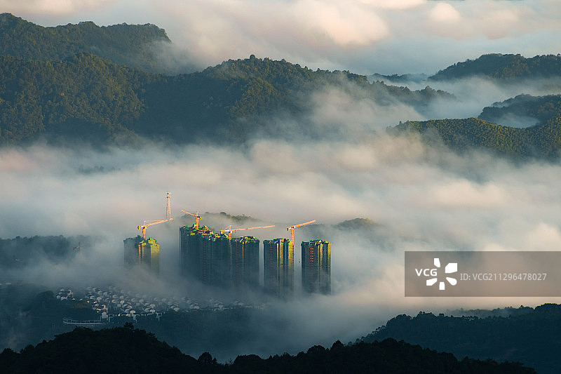 雁山湖度假区晨曦图片素材