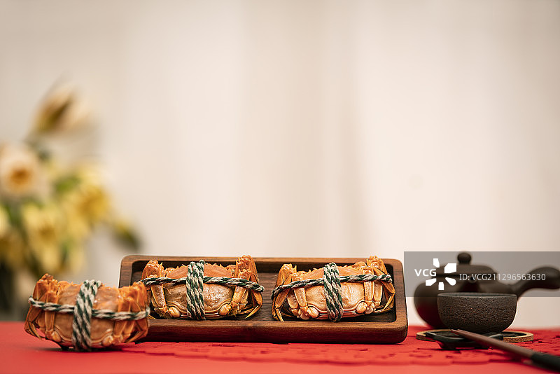 螃蟹与茶图片素材