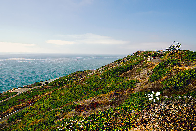美国加利福尼亚州圣地亚哥悬崖上空的云彩图片素材