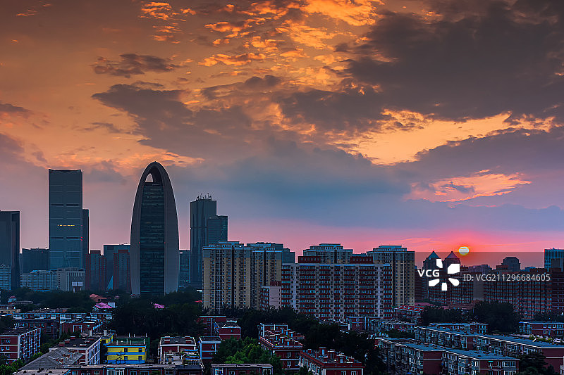 人民日报社的日落图片素材