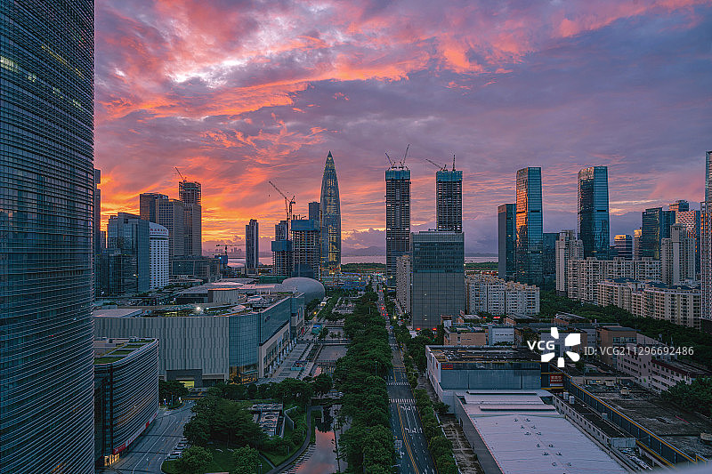 深圳南山文化商业中心朝霞图片素材