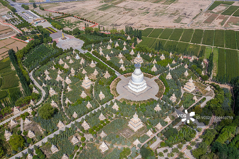 甘肃省武威市凉州白塔寺图片素材