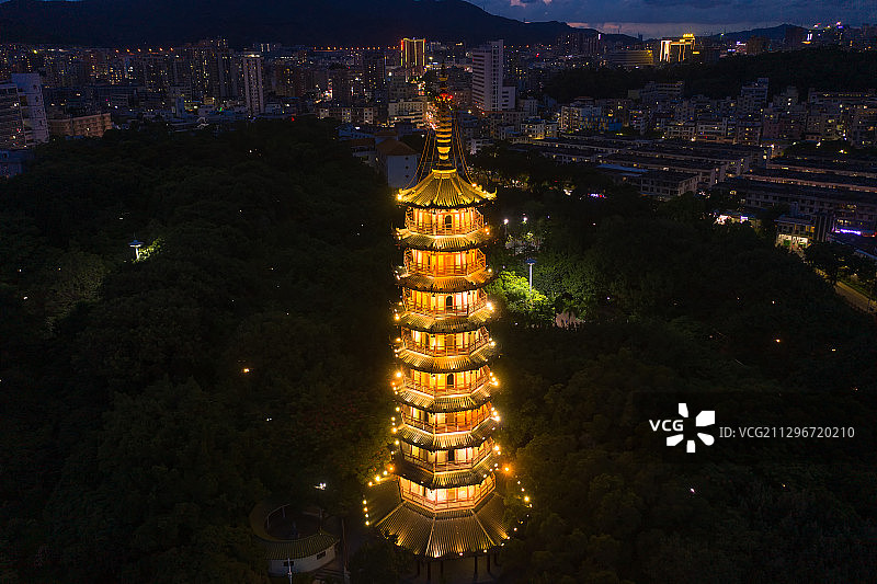 深圳龙华公园夜景航拍图片素材