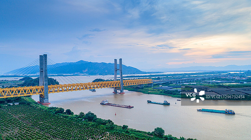 西江和南广高铁图片素材