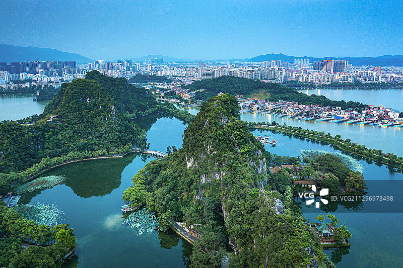七星岩风景区+广东省肇庆市端州区七星岩风景区图片素材