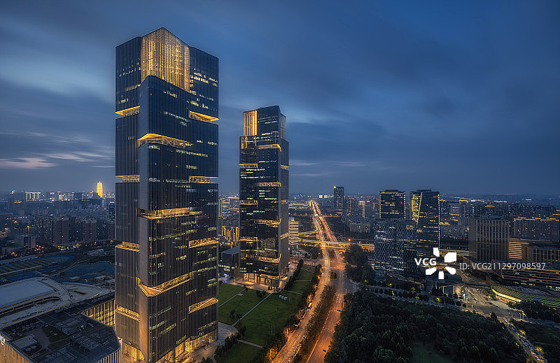 郑州绿地双塔图片素材