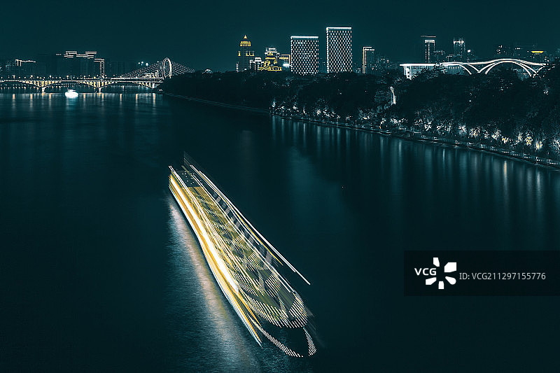 柳州游轮（金龙鱼）图片素材