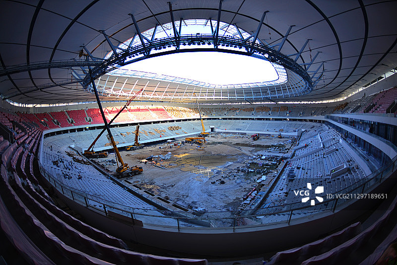 建设中的上海浦东足球场图片素材