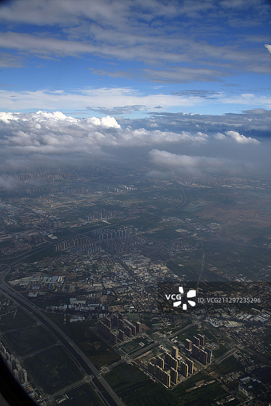 空中俯瞰地形图片素材