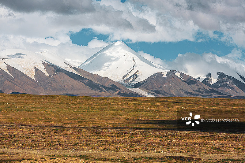 昆仑玉珠峰图片素材