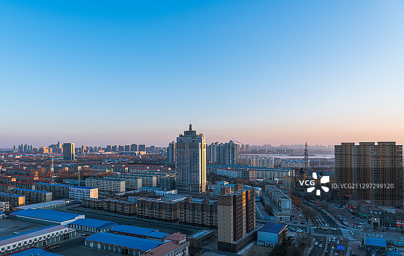 中国黑龙江省大庆市让胡路区天际线图片素材