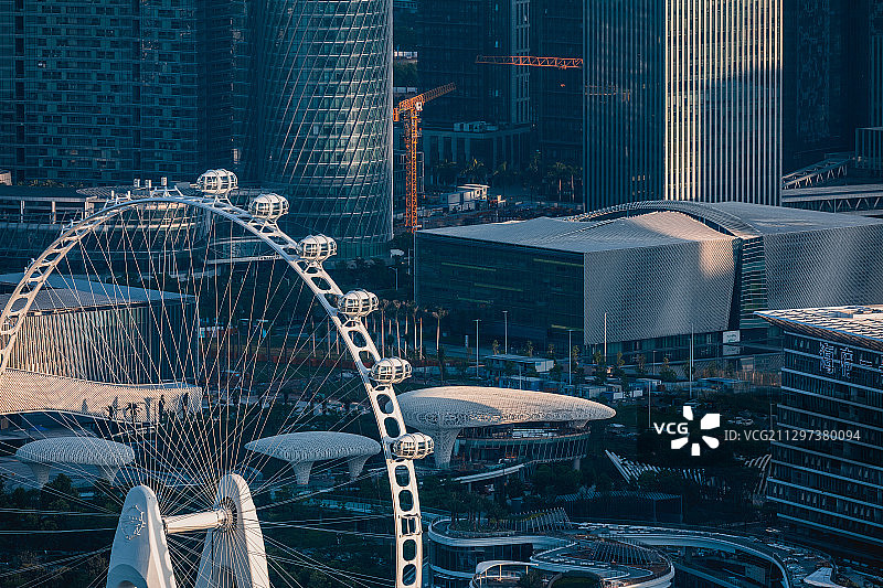 深圳前海自贸区蛇口前海宝中欢乐港湾摩天轮图片素材