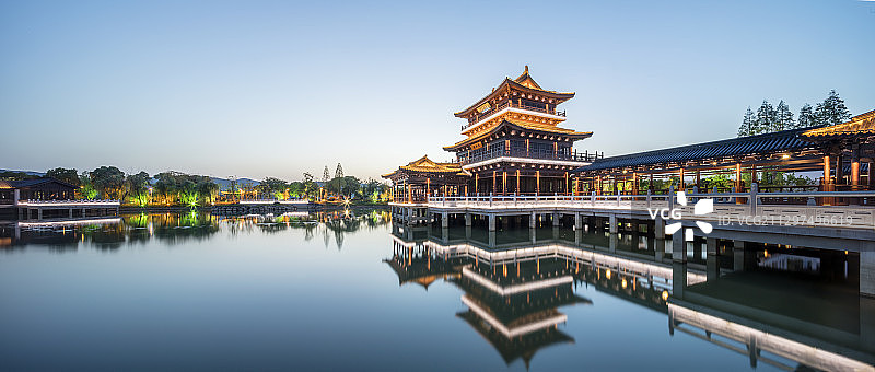 苏州石湖景区夜景风光图片素材