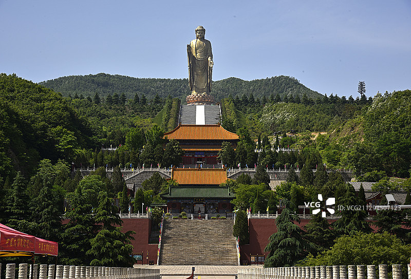 世界第一大佛——河南平顶山市鲁山县中原大佛图片素材