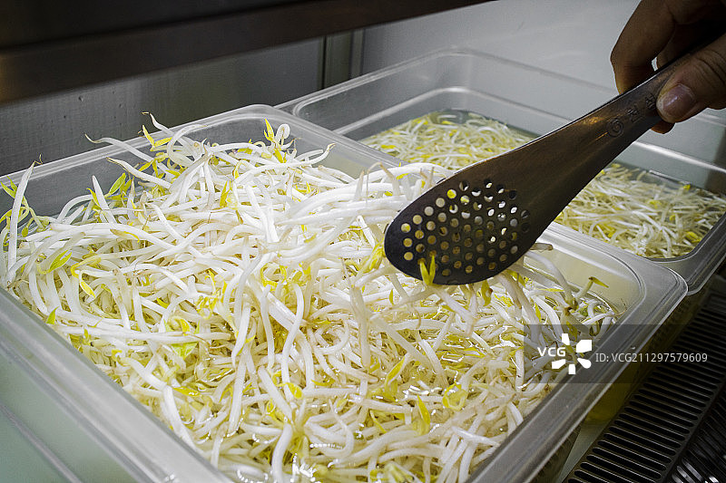 中国美食食材：香辣辣椒酱图片素材